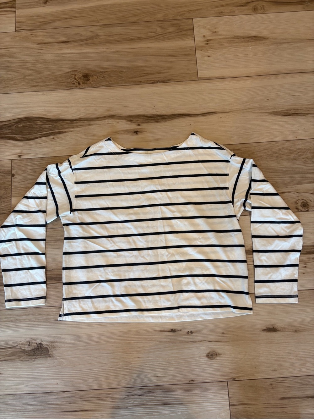 Old Navy, Women’s White & Black Striped Long-Sleeve Top